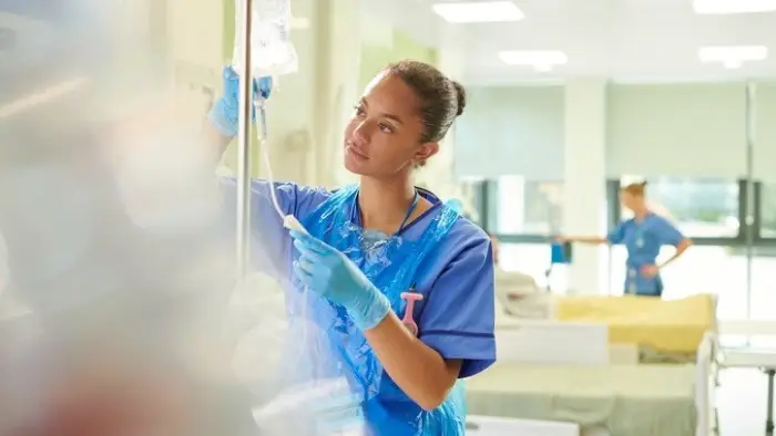 enfermeira no hospital, enfermagem áreas de atuação