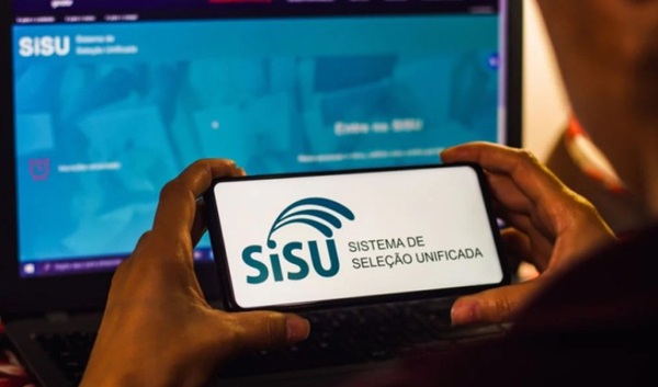 aluno acessando o site do sisu 2026